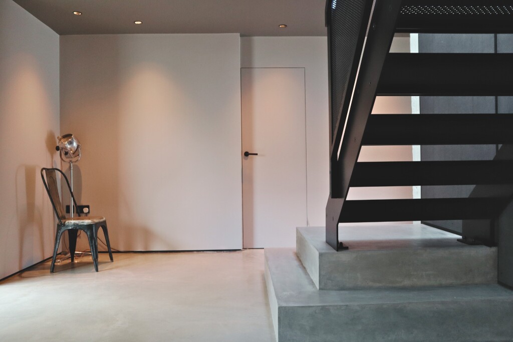 Crow Shed Barn hallway